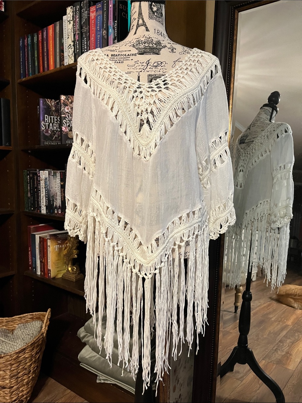 Boho Crochet Fringe Women's Top - White
